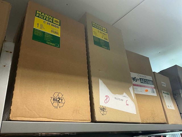 Lot vrachtwagen en industrie filters (180x) - afbeelding 2 van  11