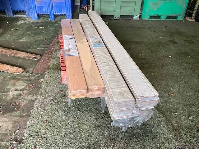 Lot wand en plafondbekleding - afbeelding 2 van  4