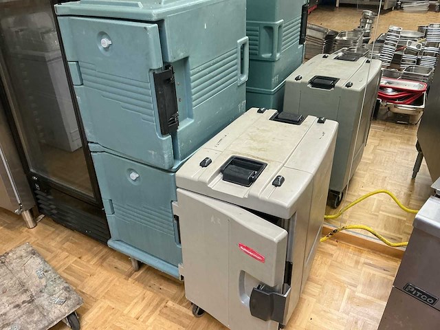 Lot warmhoudkisten warmhoudkast - afbeelding 1 van  7