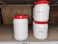 Lot waterdichte tonnen + kratten - afbeelding 2 van  4