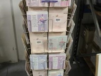 Lot wenskaarten - afbeelding 1 van  2