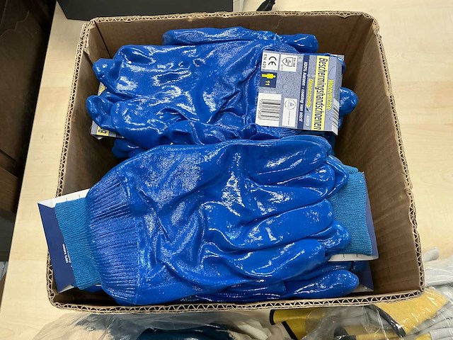 Lot werkhandschoenen 95 paar overige werkkleding - afbeelding 4 van  8