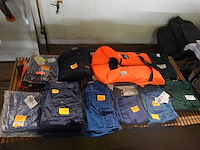 Lot werkkledij - afbeelding 1 van  11