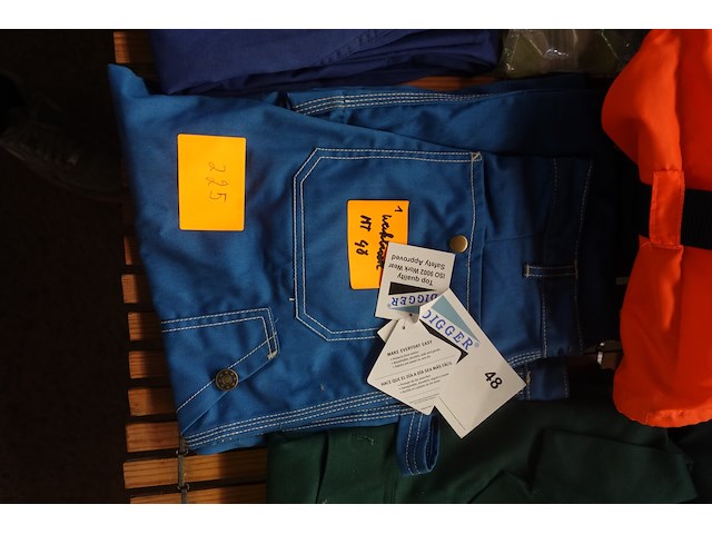 Lot werkkledij - afbeelding 11 van  11