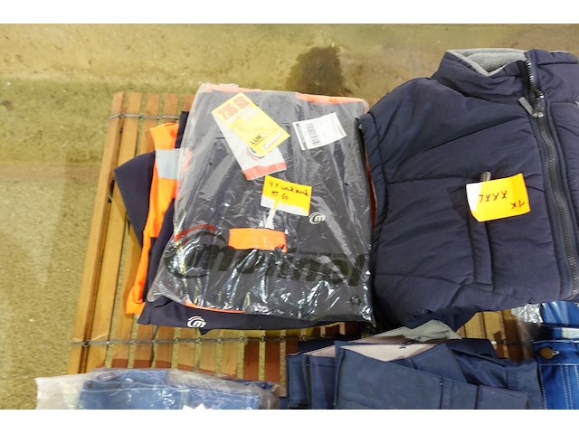 Lot werkkledij - afbeelding 9 van  10