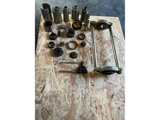 Lot werkmateriaal - garage - afbeelding 5 van  7