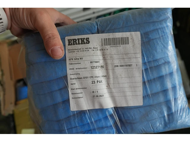 Lot werkmateriaal met tl-armaturen en kabels - afbeelding 2 van  10