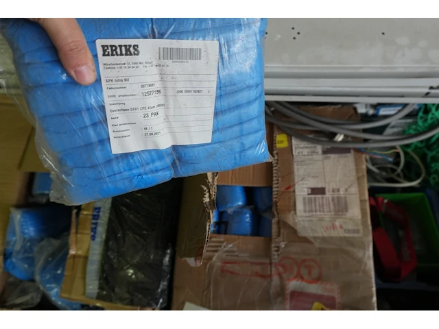 Lot werkmateriaal met tl-armaturen en kabels - afbeelding 10 van  10