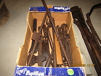 Lot werkmaterialen - afbeelding 2 van  2