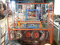 Lot wielen met kar - afbeelding 1 van  12