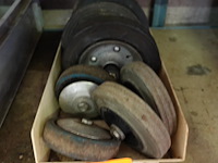 Lot wielen - afbeelding 1 van  3