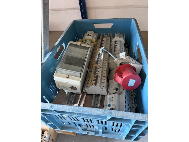 Lot zekering en automaten - afbeelding 5 van  5