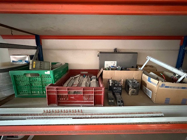 Lot zekeringen - afbeelding 1 van  5