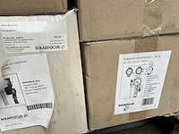 Lot zonneboiler onderdelen – solarfocus pompstations + bosch boiler + sturingen + collector - afbeelding 4 van  10