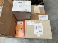 Lot zonneboiler onderdelen – solarfocus pompstations + bosch boiler + sturingen + collector - afbeelding 1 van  1