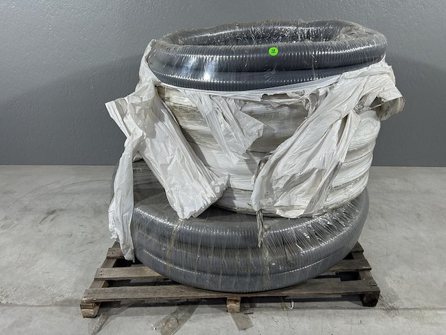 Lot zuigslangen diam 90 & 110 - afbeelding 1 van  5