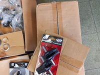 Lot - afbeelding 1 van  9