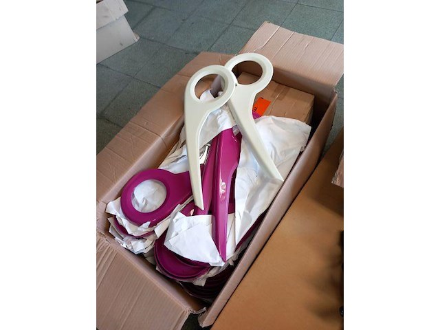 Lot - afbeelding 6 van  9