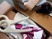 Lot - afbeelding 7 van  9