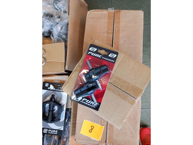 Lot - afbeelding 9 van  9