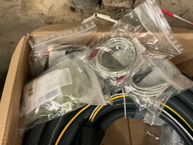 Lotec bekabeling - afbeelding 4 van  4