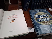 Lotje boeken - afbeelding 1 van  3