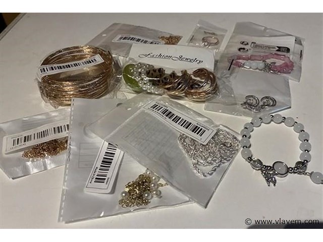 Lotje - afbeelding 1 van  1