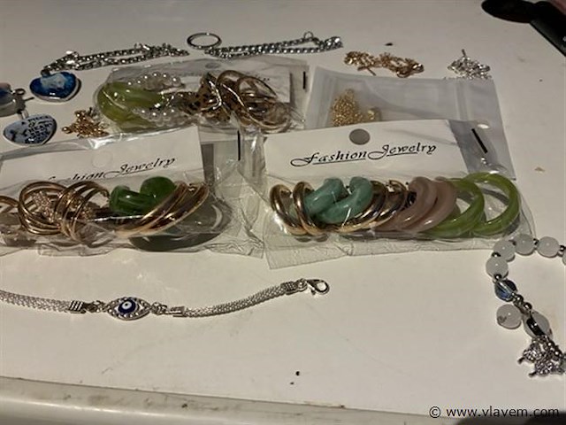 Lotje - afbeelding 1 van  1