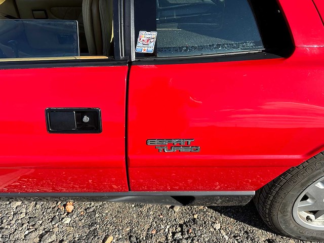 Lotus - coupé - esprit 2.2 turbo - oldtimer - afbeelding 45 van  46