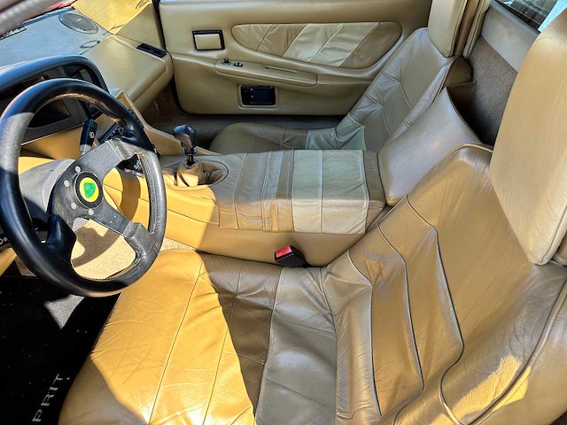 Lotus - coupé - esprit 2.2 turbo - oldtimer - afbeelding 18 van  46