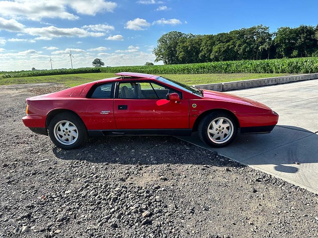 Lotus - coupé - esprit 2.2 turbo - oldtimer - afbeelding 39 van  46