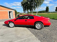 Lotus - esprit 2.2 turbo - oldtimer - afbeelding 12 van  44