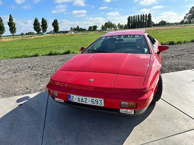 Lotus - esprit 2.2 turbo - oldtimer - afbeelding 2 van  44