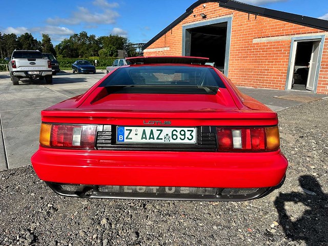 Lotus - esprit 2.2 turbo - oldtimer - afbeelding 9 van  44