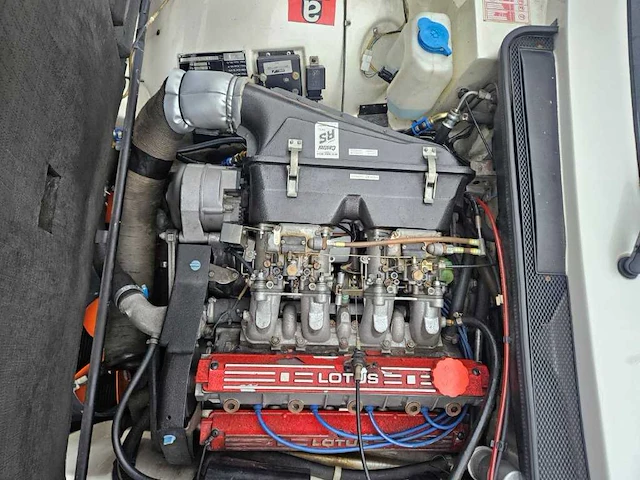 Lotus excel classic car - afbeelding 28 van  46