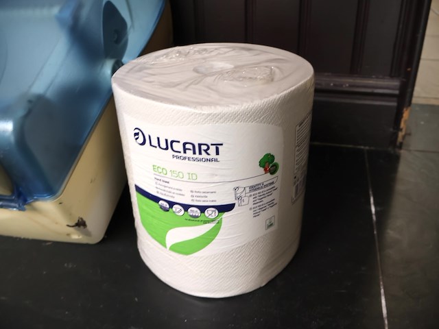 Lotus professional handdoekdispensers (x2) - afbeelding 5 van  5