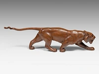 Louis emile morlet (xx), a wooden art deco sculpture of a prowling lioness 29 x 112 cm. (11.41 x 44.09 in.) - afbeelding 2 van  8