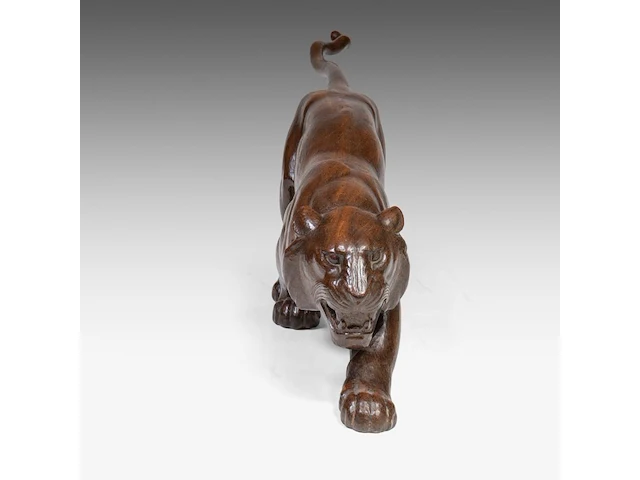 Louis emile morlet (xx), a wooden art deco sculpture of a prowling lioness 29 x 112 cm. (11.41 x 44.09 in.) - afbeelding 7 van  8