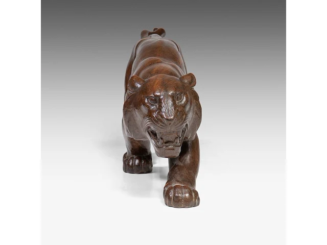 Louis emile morlet (xx), a wooden art deco sculpture of a prowling lioness 29 x 112 cm. (11.41 x 44.09 in.) - afbeelding 8 van  8