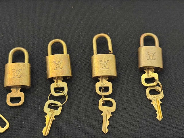 Louis vuitton slotjes (4x) - afbeelding 2 van  2