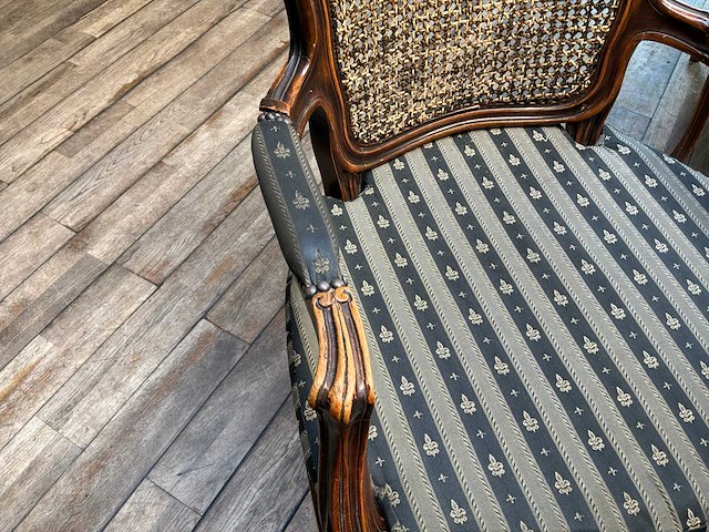 Louis xv fauteuil (8x) - afbeelding 3 van  4