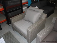 Lounge - 4x kussenset voor fauteuil azur uitvoering sunbrella (sbr)- 3127-3127 uni mink brown | 2x lc adelaide hr5mm antique grey | tweezit adelaide hr5mm antique grey | salontafel incl.glas 160x70cm adelaide hr5mm antique grey - afbeelding 4 van  5