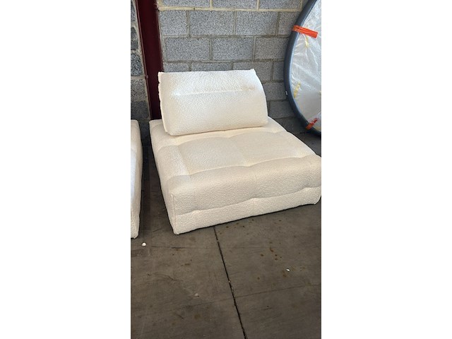 Loungezetel white bouclé - afbeelding 1 van  2