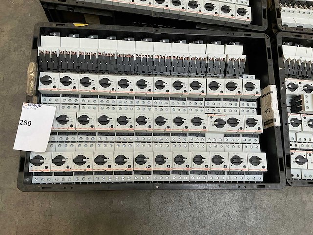 Lovato sm1r 0040 motorbeveiligingsschakelaars (47x) - afbeelding 2 van  9