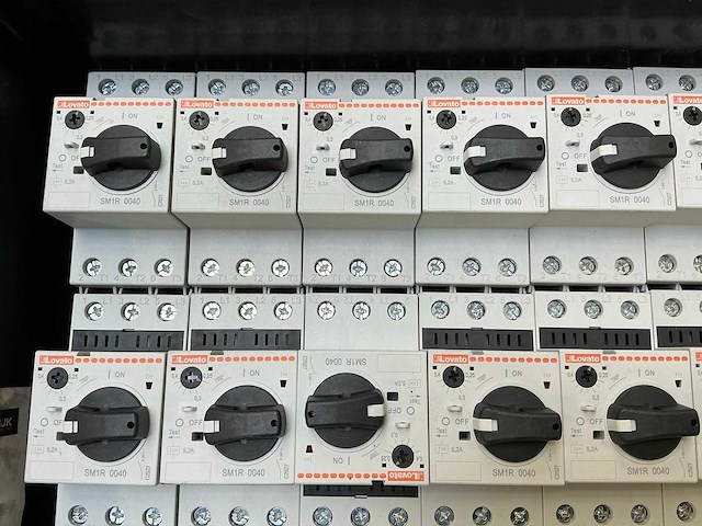 Lovato sm1r 0040 motorbeveiligingsschakelaars (47x) - afbeelding 3 van  9