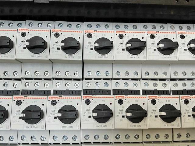 Lovato sm1r 0040 motorbeveiligingsschakelaars (47x) - afbeelding 4 van  9
