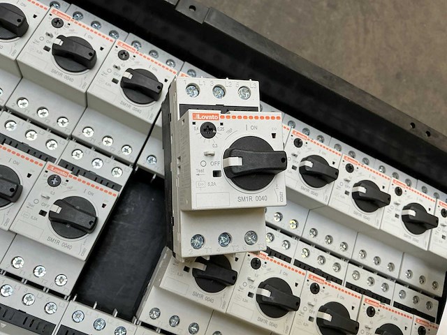 Lovato sm1r 0040 motorbeveiligingsschakelaars (47x) - afbeelding 5 van  9