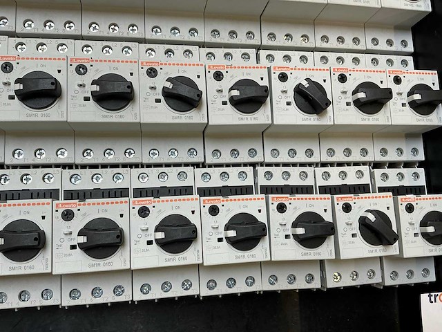 Lovato sm1r 0160 motorbeveiligingsschakelaars (37x) - afbeelding 2 van  7
