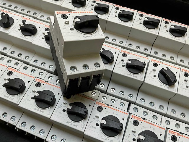 Lovato sm1r 0160 motorbeveiligingsschakelaars (37x) - afbeelding 4 van  7