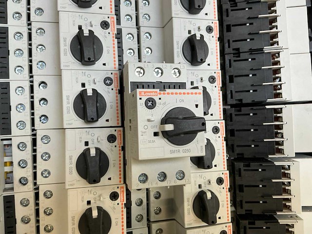 Lovato sm1r 0250 motorbeveiligingsschakelaars (50x) - afbeelding 3 van  7